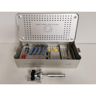 Femoral instrument tray - Smith &amp; Nephew - Genesis II Femoral Instrument Tray, Sizes 3&ndash;6- Femur-Instrumententablett