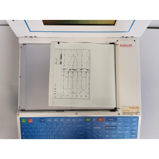 Electrocardiograph &ndash; Schiller &ndash; Cardiovit AT-60 &ndash; Elektrokardiograph
