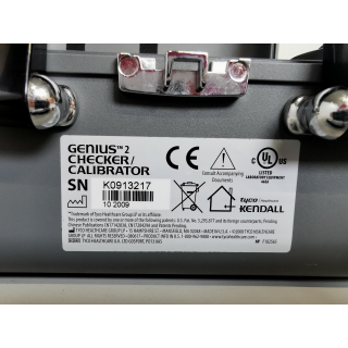 Thermometer calibration and test system &ndash; Tyco Healthcare / Kendall &ndash; Genius 2 &ndash; Kalibrier- und Pr&uuml;fsystem f&uuml;r Infrarot-Thermometer