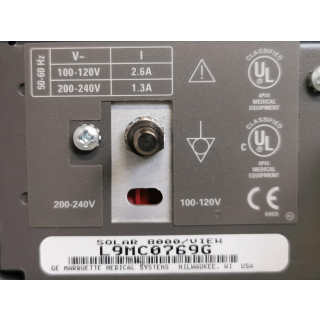 Patient Monitoring System with Display - GE Healthcare - Solar 8000 with MD15 Monitor - Patienten&uuml;berwachungssystem mit Display