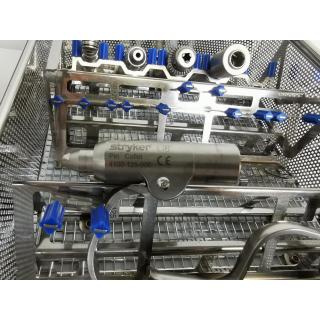 Surgical Drill Set &ndash; Stryker &ndash; Cordless Driver 4 &ndash; Chirurgisches Bohrsystem-Set